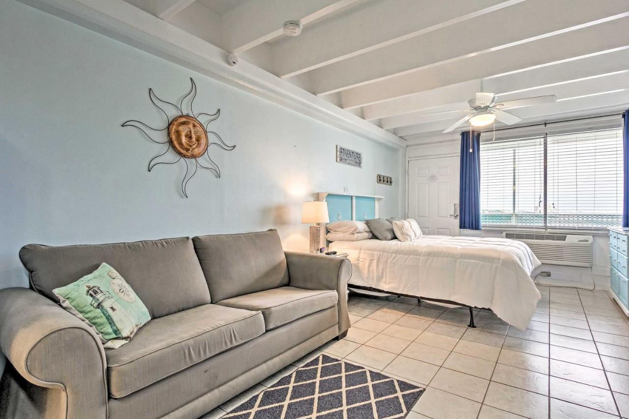 Panama City Beach Studio With Pool And Beach Access 外观 照片